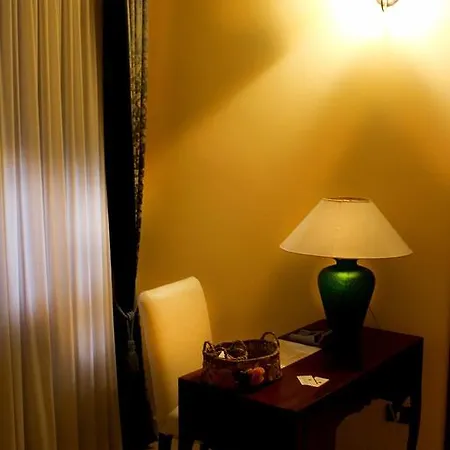 Il Casale Dei Conti Bed & Breakfast Barcellona-Pozzo di Gotto